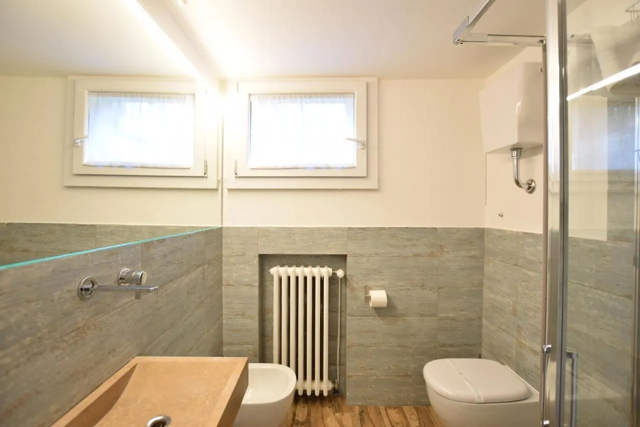 Isola Memmia Bed and Breakfast Padua 3*,